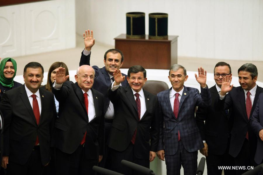 انتخاب عضو بحزب العدالة والتنمية الحاكم رئيسا جديدا للبرلمان التركي
