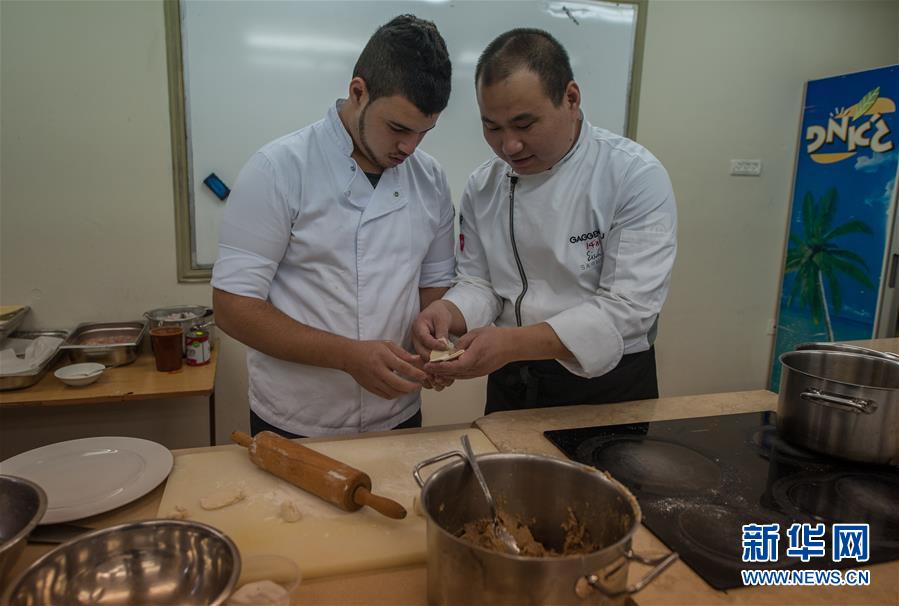 "ورشة الطبخ الصيني" في إسرائيل للإستجابة لحاجيات السياح الصينيين