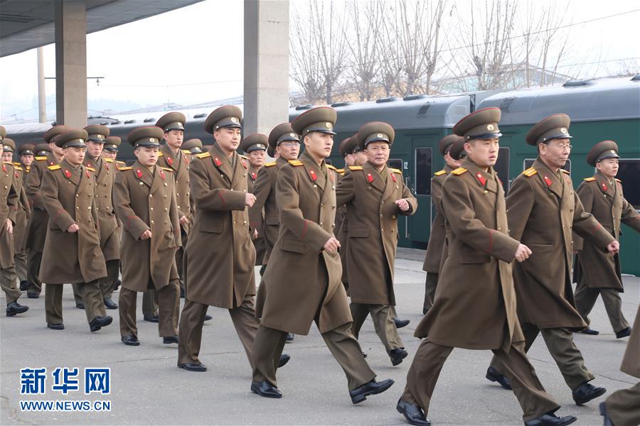 فرقة موران بونغ الكورية الشمالية تزور الصين