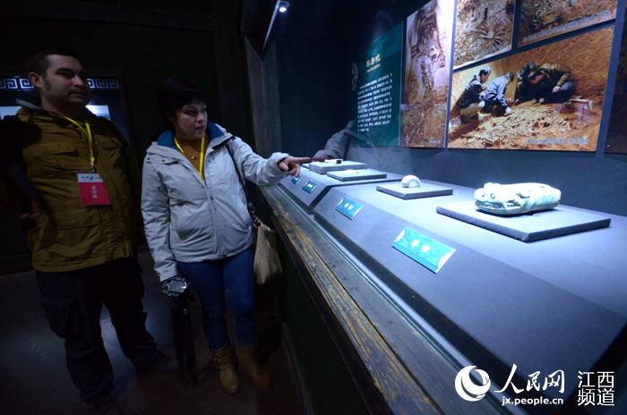 سبر أغوار كنوز المقبرة الكبرى لأسرة هان الغربية في جيانغشي