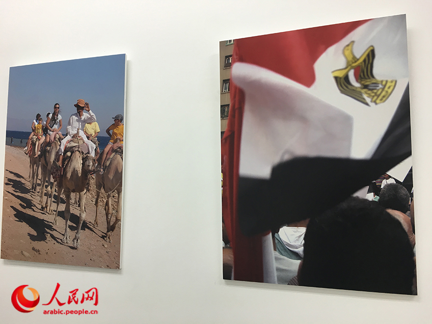 جزء من الأعمال الفوتوغرافية المعروضة فى معرض "البصمات المصرية - معرض التصوير الفوتوغرافي للمصور المصري محمد الديب".
