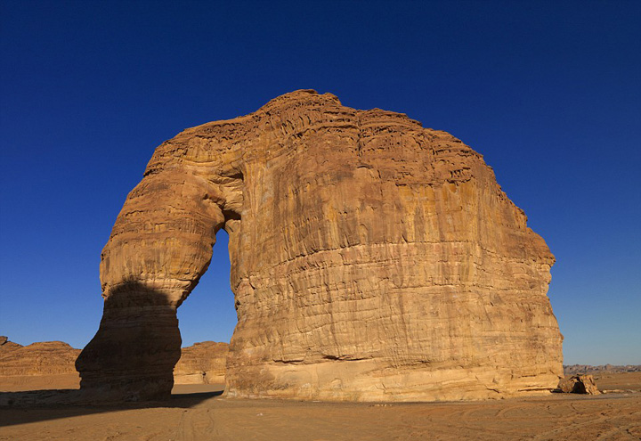 مصور فرنسي يسجل جمال وسحر السعودية عبر عدساته