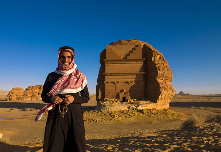مصور فرنسي يسجل جمال وسحر السعودية عبر عدساته