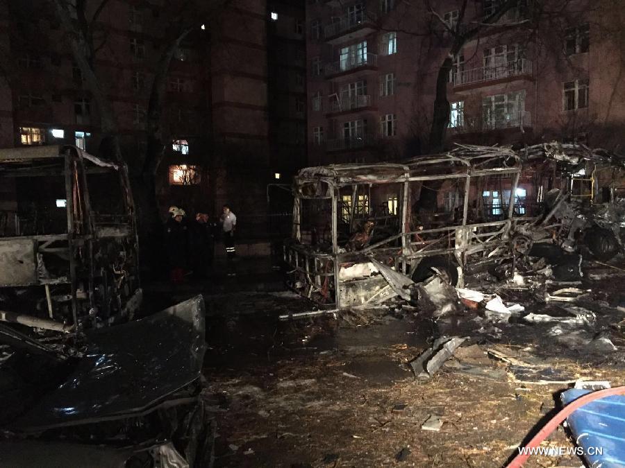 مقتل 28 شخصا في انفجار ضخم في أنقرة