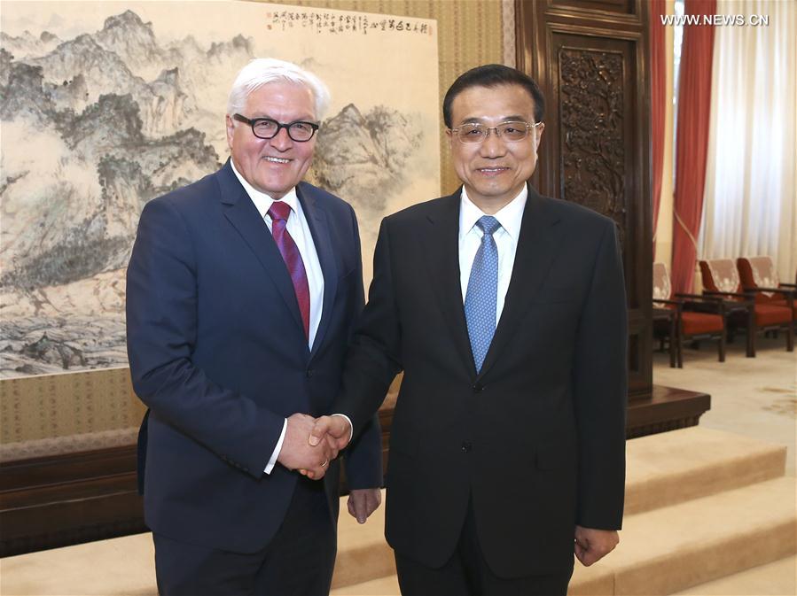 رئيس مجلس الدولة الصيني يثق فى الاقتصاد الصيني ويتطلع إلى التعاون مع ألمانيا