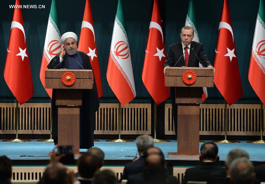 إردوغان وروحاني يتعهدان بتعزيز العلاقات بعد رفع العقوبات عن طهران