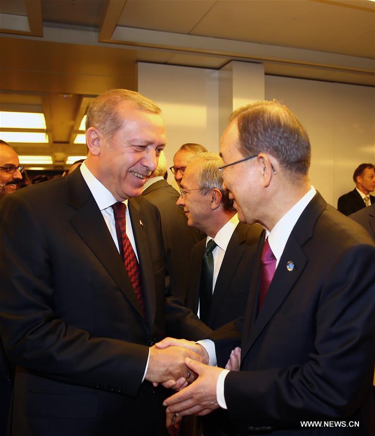 افتتاح القمة العالمية للعمل الإنساني في اسطنبول وسط دعوات إلى تحسين الاستجابة للأزمات