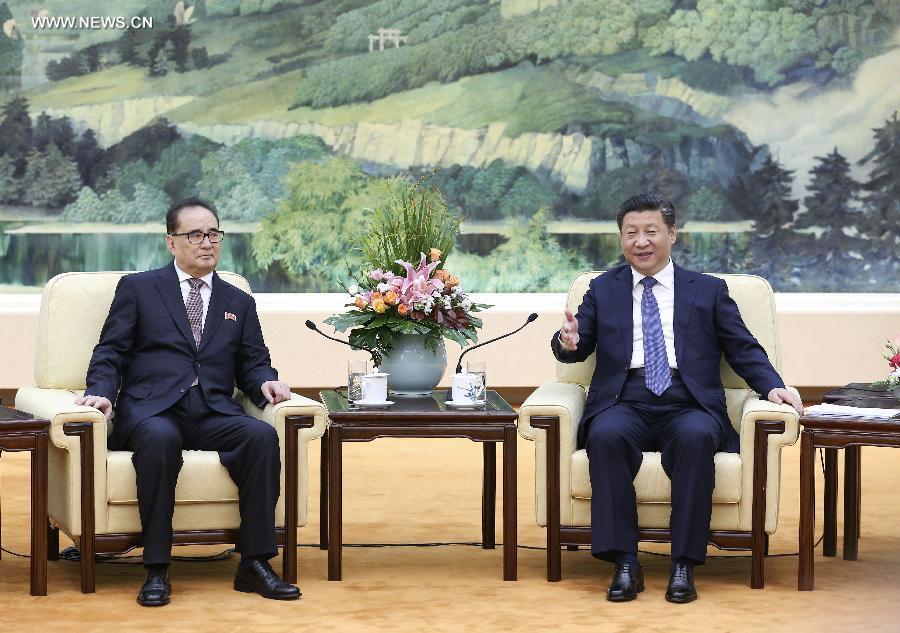 الرئيس الصيني يلتقي بوفد من كوريا الديمقراطية