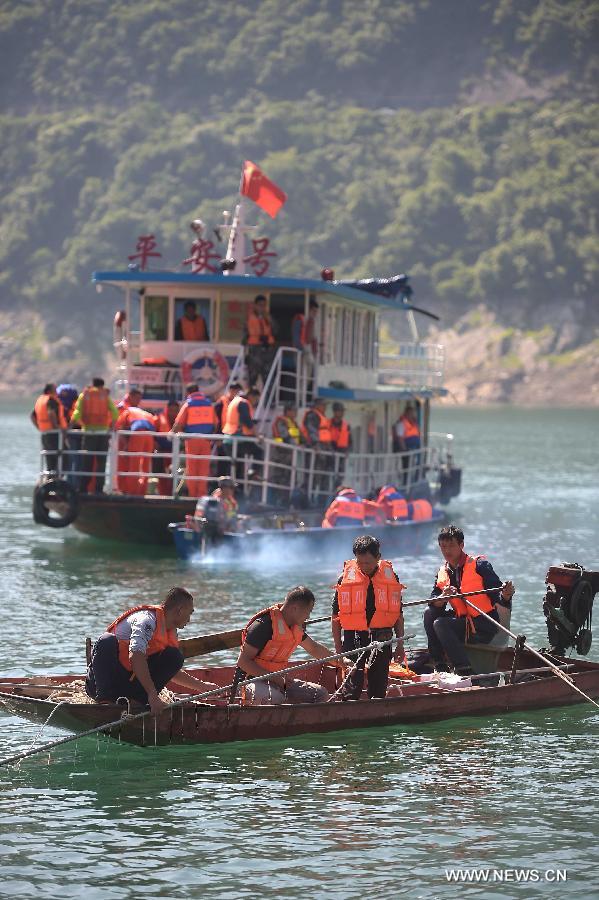 الصين تحقق في سبب غرق سفينة في جنوب غرب البلاد