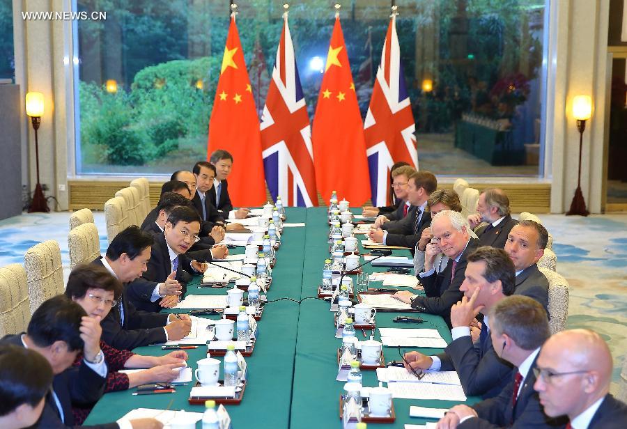 الصين وبريطانيا تتفقان على تعزيز التعاون الأمنى