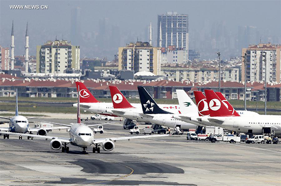 عاجل: رئيس الوزراء التركي يلقى باللائمة على تنظيم (داعش) في تنفيذ الهجمات بمطار أتاتورك في اسطنبول