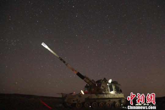 بفيديو:استمرار المناورات العسكرية بشكل واسع في شمال غربي الصين