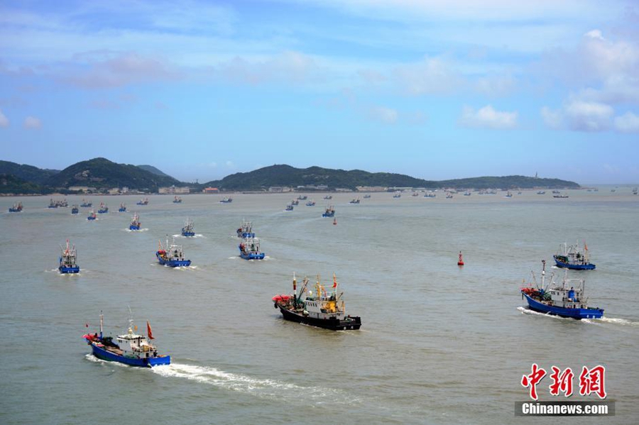 3500 سفينة في افتتاح موسم الصيد شرق الصين