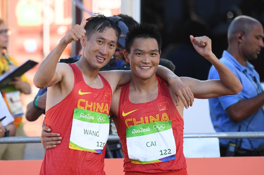 الصين تفوز بذهبية وفضية في سباق المشي لمسافة 20 كيلومترا للرجال بريو