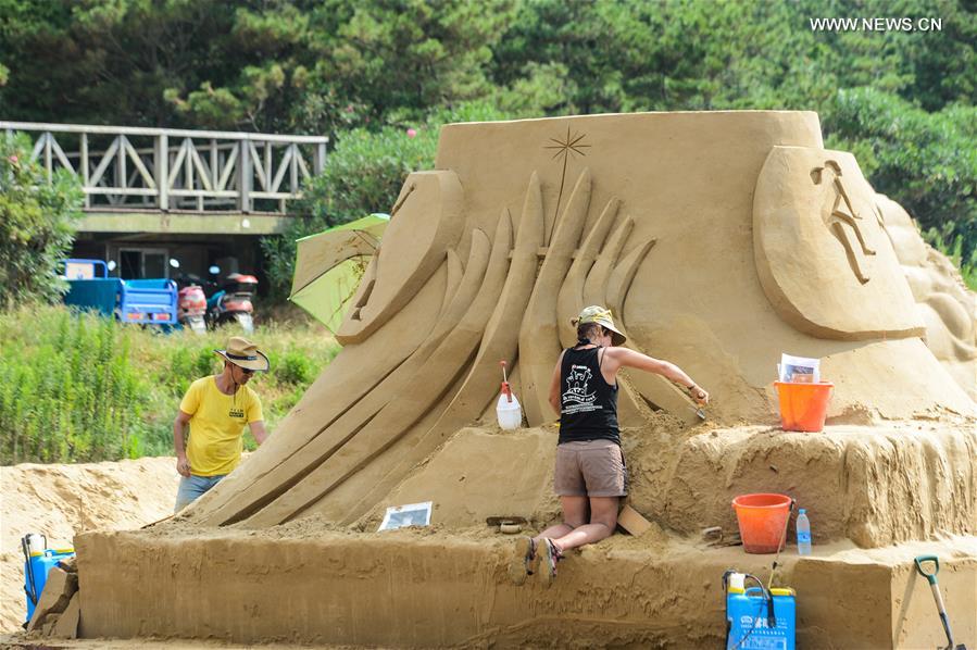 معرض النحت الرملي في شرقي الصين لاستقبال قمة مجموعة الـ20