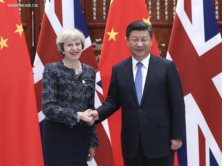 شي يحث الصين وبريطانيا على تعميق الثقة المتبادلة