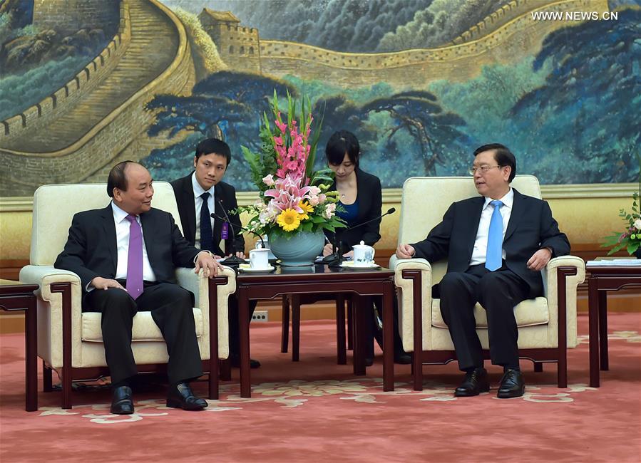 الصين وفيتنام تتعهدان بتعزيز التنمية الصحية للعلاقات الثنائية