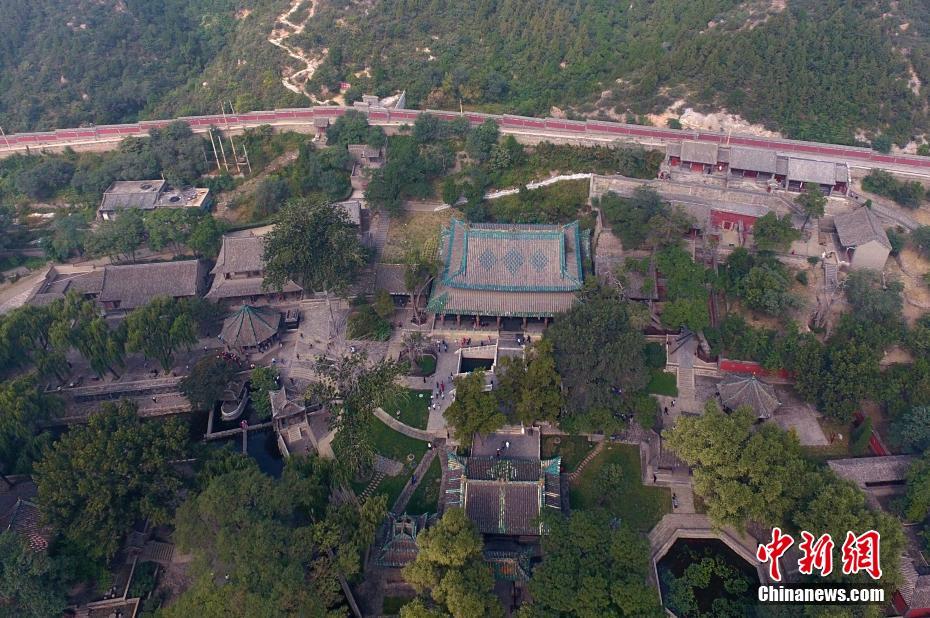 معبد جين لعبادة الأسلاف: أقدم حديقة ملكية في الصين
