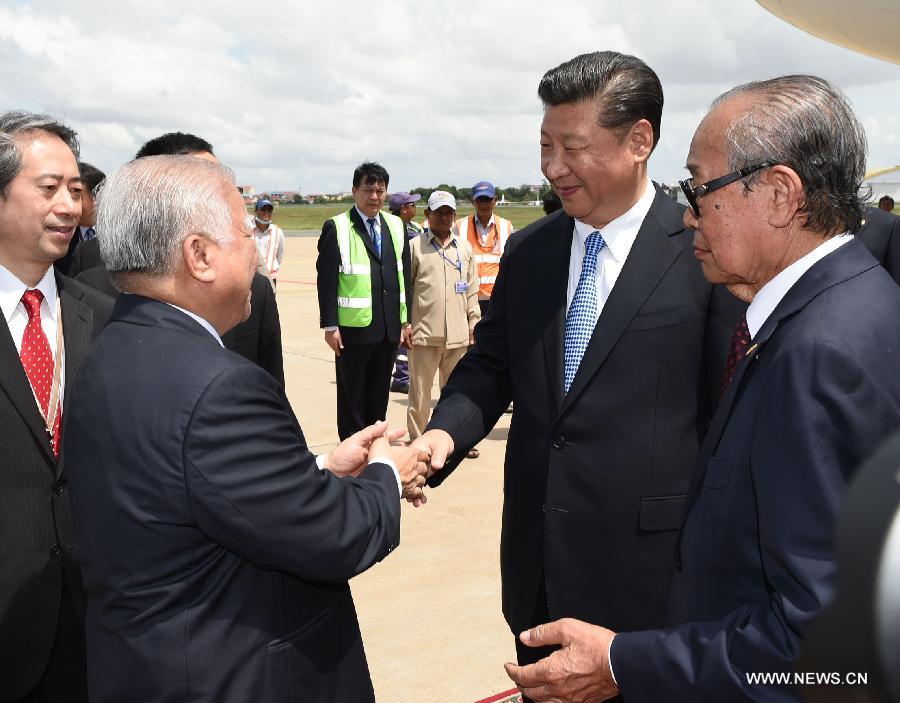 الرئيس الصيني يصل إلى كمبوديا في زيارة دولة