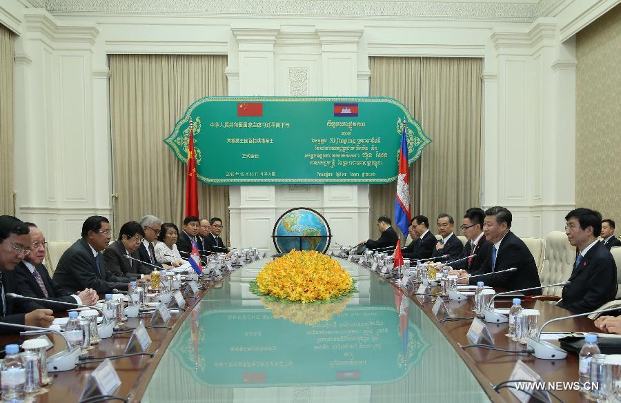 الصين وكمبوديا تتفقان على تعزيز علاقتهما الوثيقة