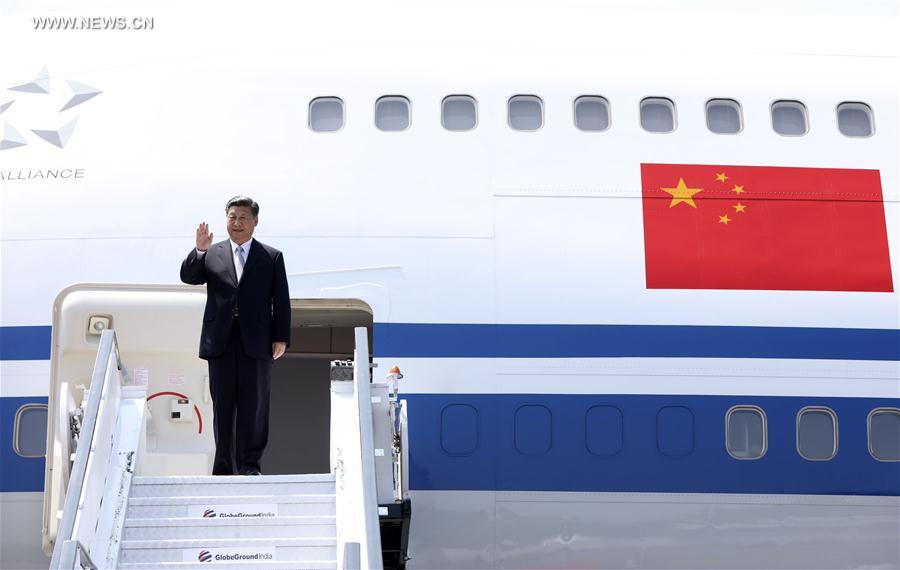 الرئيس الصيني يصل إلى الهند لحضور قمة بريكس