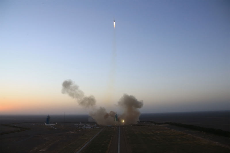 الصين تنجح في إطلاق المركبة الفضائية شنتشو - 11