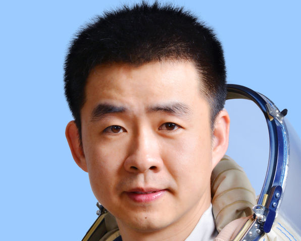 رائد الفضاء الصيني تشن دونغ
