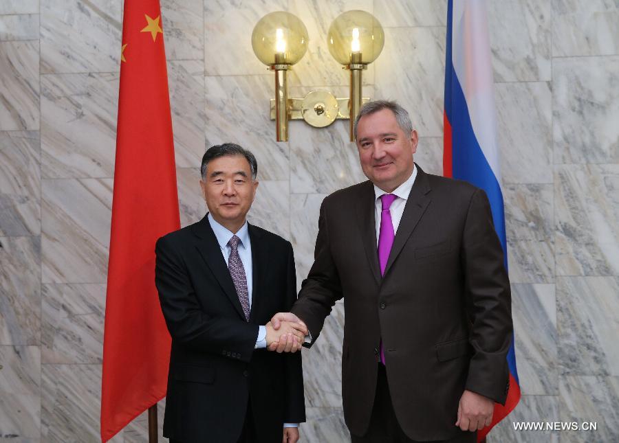 نائبا رئيسي الوزراء الصيني والروسي يتعهدان بمواصلة تعزيز التعاون الثنائي