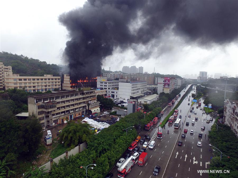 حريق في مدينة تشيوانتشو بجنوب شرقي الصين