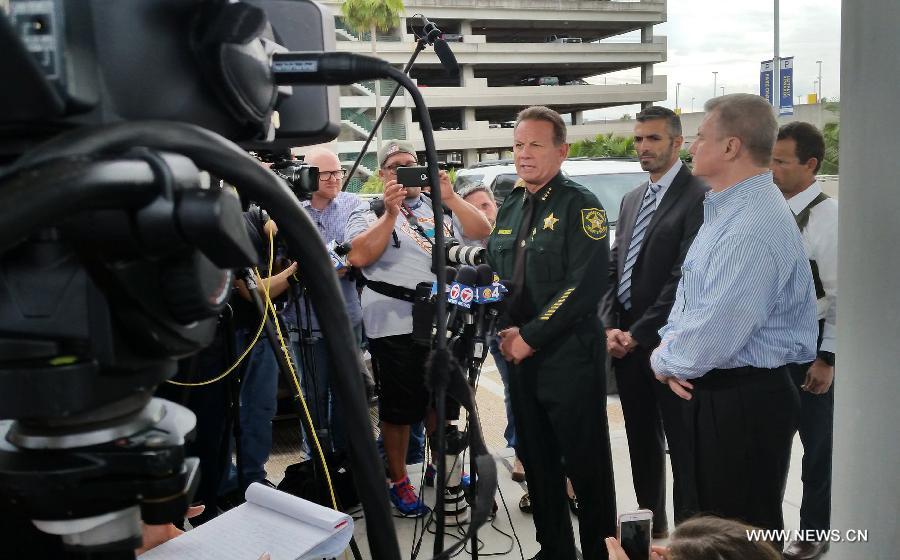 الشرطة الأمريكية: مقتل 5 فى اطلاق النار بمطار فلوريدا، والقبض على مشتبه به
