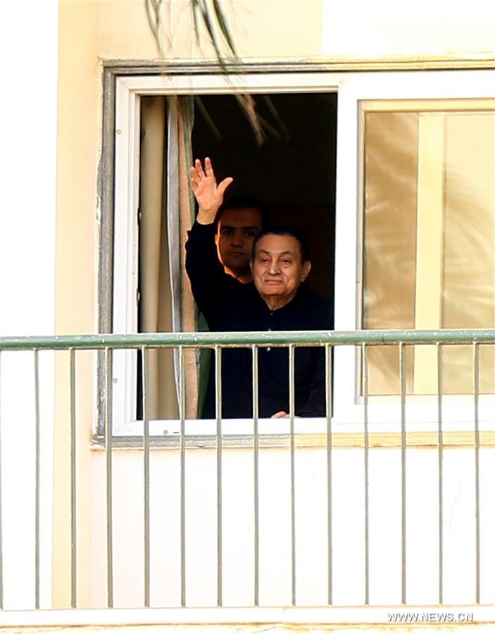 النيابة العامة تقرر إخلاء سبيل الرئيس المصري الأسبق حسني مبارك