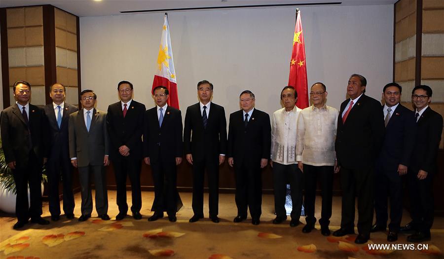 الصين والفلبين تتفقان على تعزيز التعاون التجاري والاقتصادي