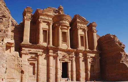 علاقة توأمة بين التراث العالمي الصيني الأردني