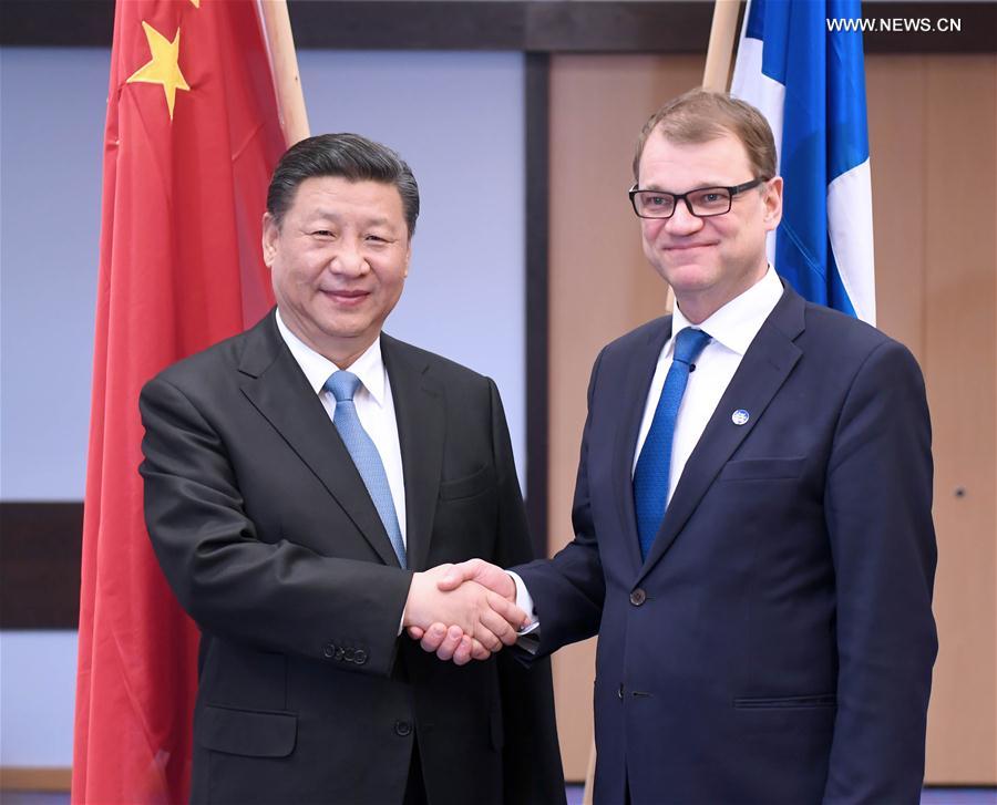 الرئيس الصيني يبحث مع رئيس الوزراء الفنلندي العلاقات الثنائية بين البلدين