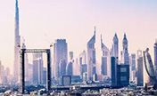 دبي تشيد إطارا ذهبيا بارتفاع 150 مترا معلما جديدا لها