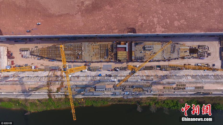 إعادة بناء سفينة تيتانيك بنسبة 1:1 في سيتشوان