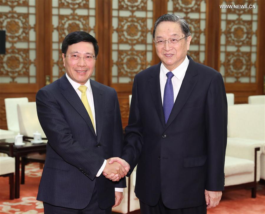 كبير المستشارين السياسيين الصينيين يلتقي بنائب رئيس الوزراء الفيتنامي