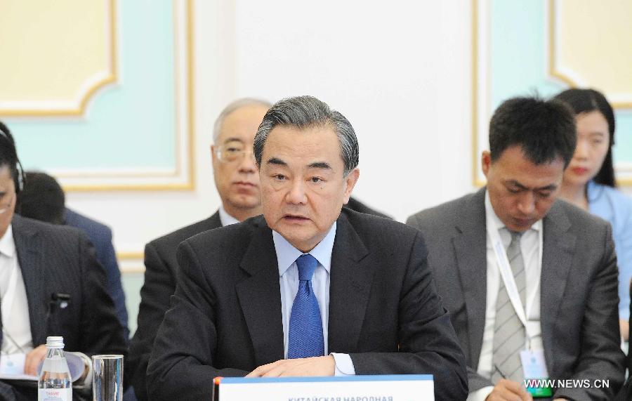 وزير الخارجية الصيني: على أعضاء منظمة شانغهاي للتعاون تعزيز التعاون السياسي والأمني والاقتصادي