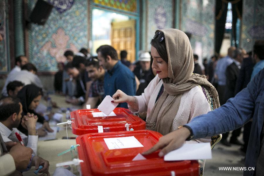 انتهاء التصويت في الانتخابات الرئاسية الإيرانية