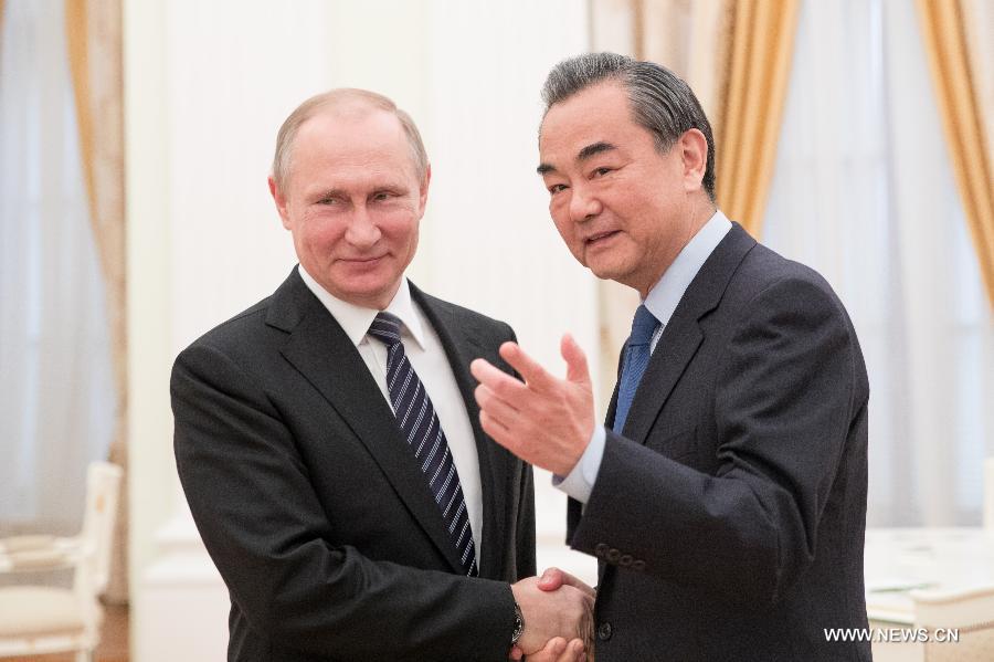 روسيا والصين تتعهدان بتعزيز التعاون والعمل المشترك بشأن القضايا الدولية