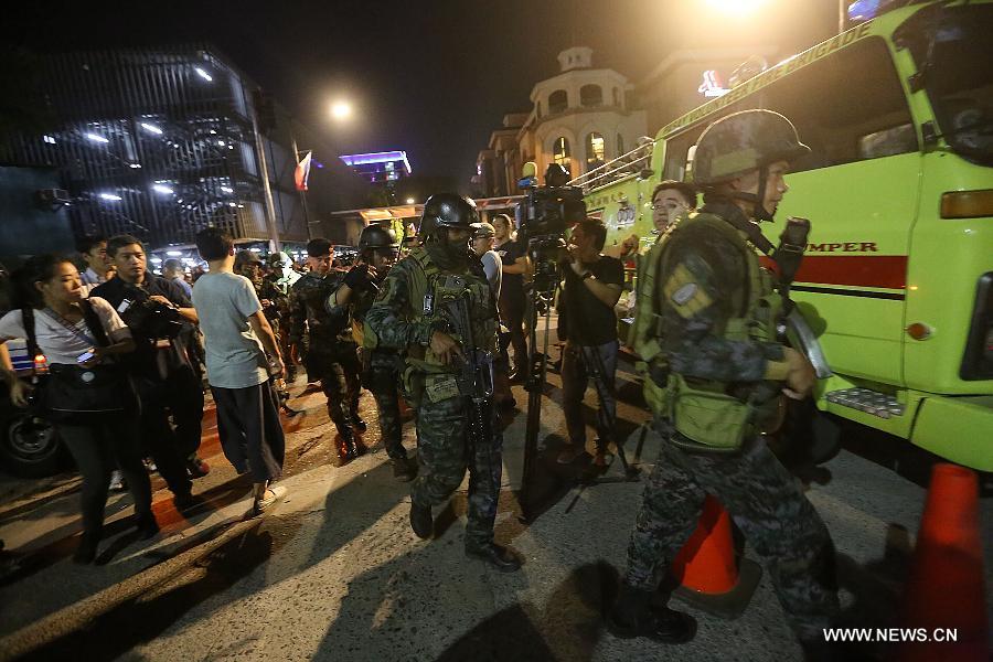وفاة 36 شخصا خنقا في مجمع بالفلبين يضم فندقا وكازينو أشعل مسلح النار فيه