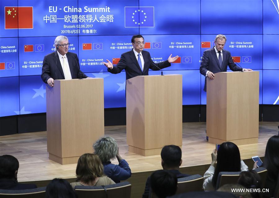 رئيس مجلس الدولة الصيني يحث الاتحاد الأوروبي على تنفيذ التزاماته في إطار منظمة التجارة العالمية