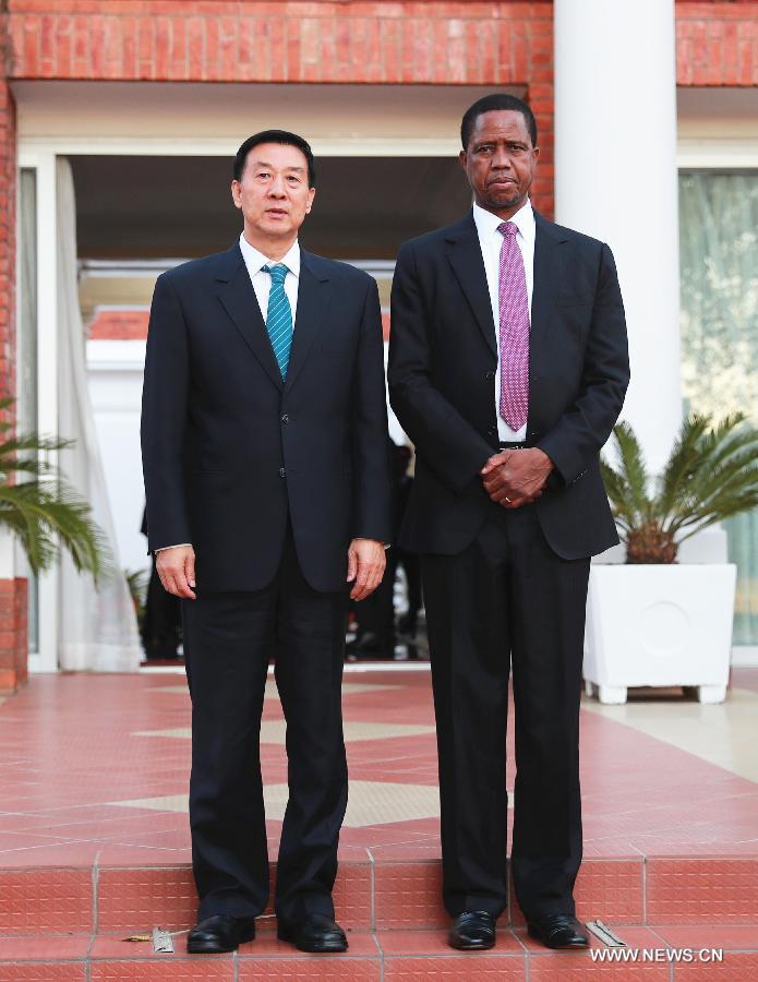 رئيس زامبيا يشيد بدعم الصين لتنمية بلاده