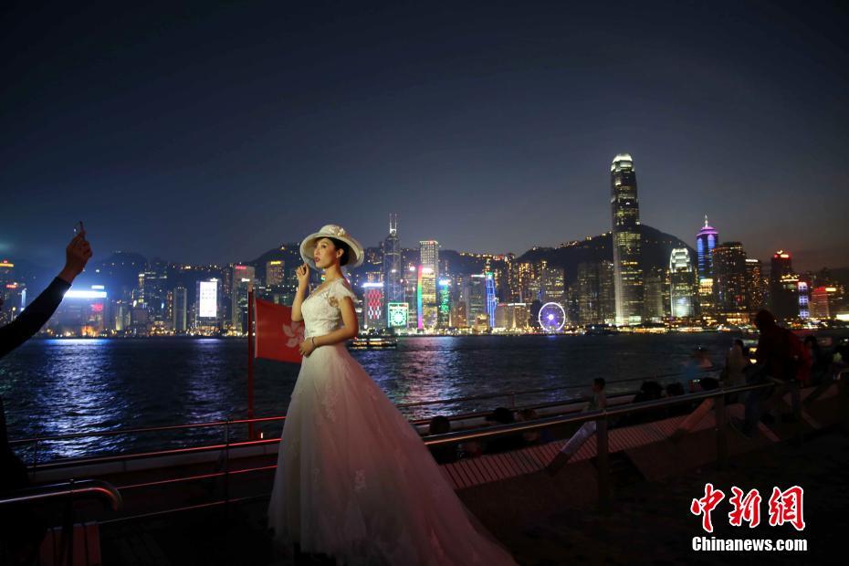 مجموعة صور:هونغ كونغ تظهر سحرها المبهر للعالم