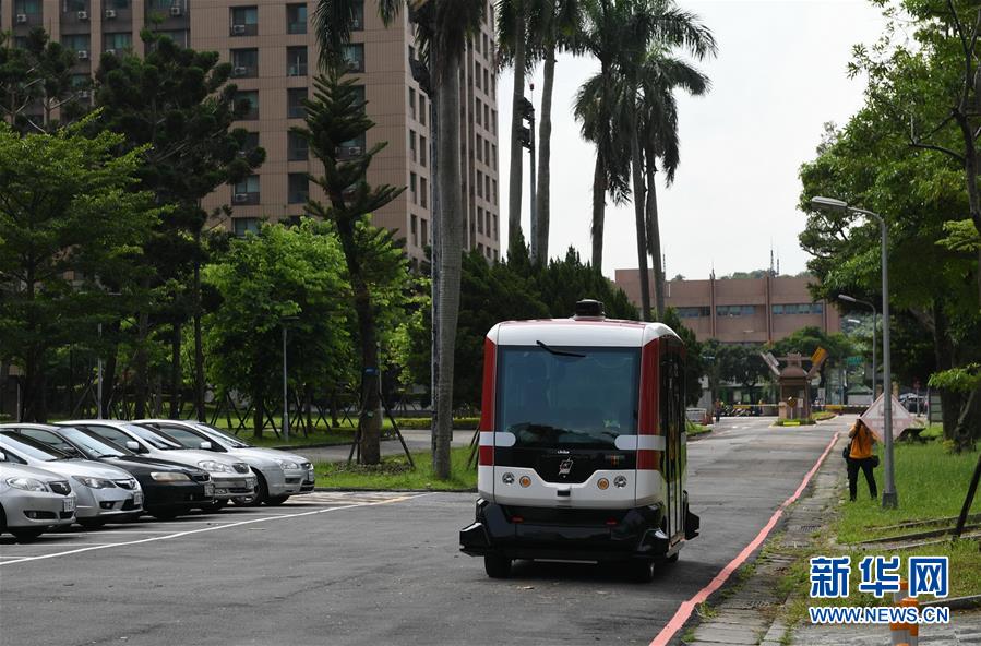 تايوان تختبر حافلة ذاتية القيادة