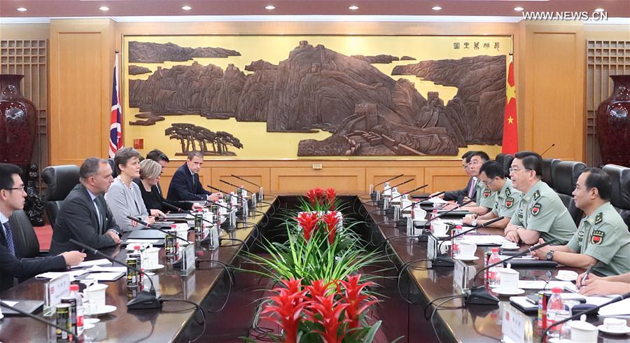 وزير الدفاع الصينى يجتمع مع مستشار الأمن القومى البريطانى