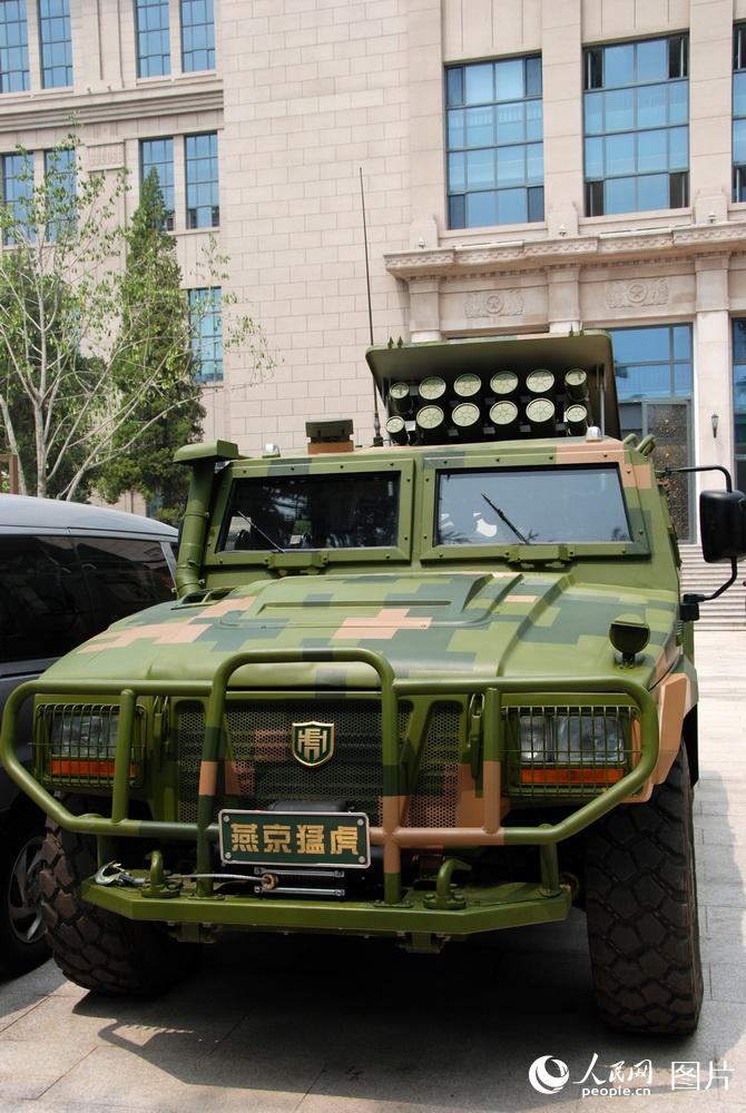 بالصور: معرض الأسلحة والمعدات العسكرية بمناسبة الذكرى ال90 لتأسيس جيش التحرير