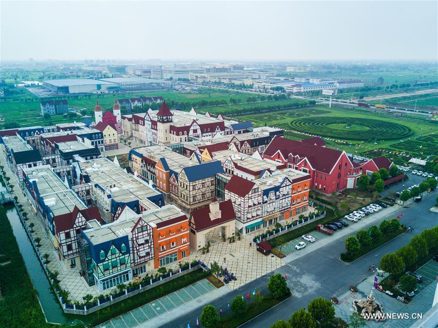 بلدة صغيرة تبرز في تسويق البضائع المستوردة بشرقي الصين