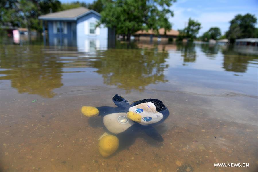 مسؤولون محليون: مخاوف من مصرع قرابة 40 شخصا بسبب إعصار هارفي بولاية تكساس
