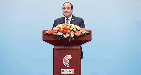 الرئيس المصري يستعرض جهود الإصلاح الاقتصادي في مصر في جلسة لمنتدى أعمال بريكس